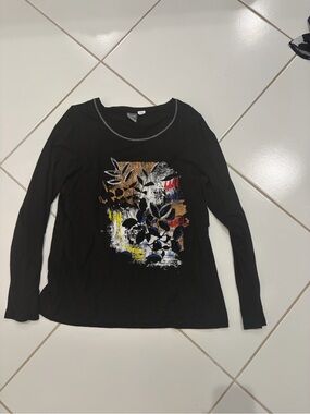 Long Sleeve Black Graphic Floral Tee